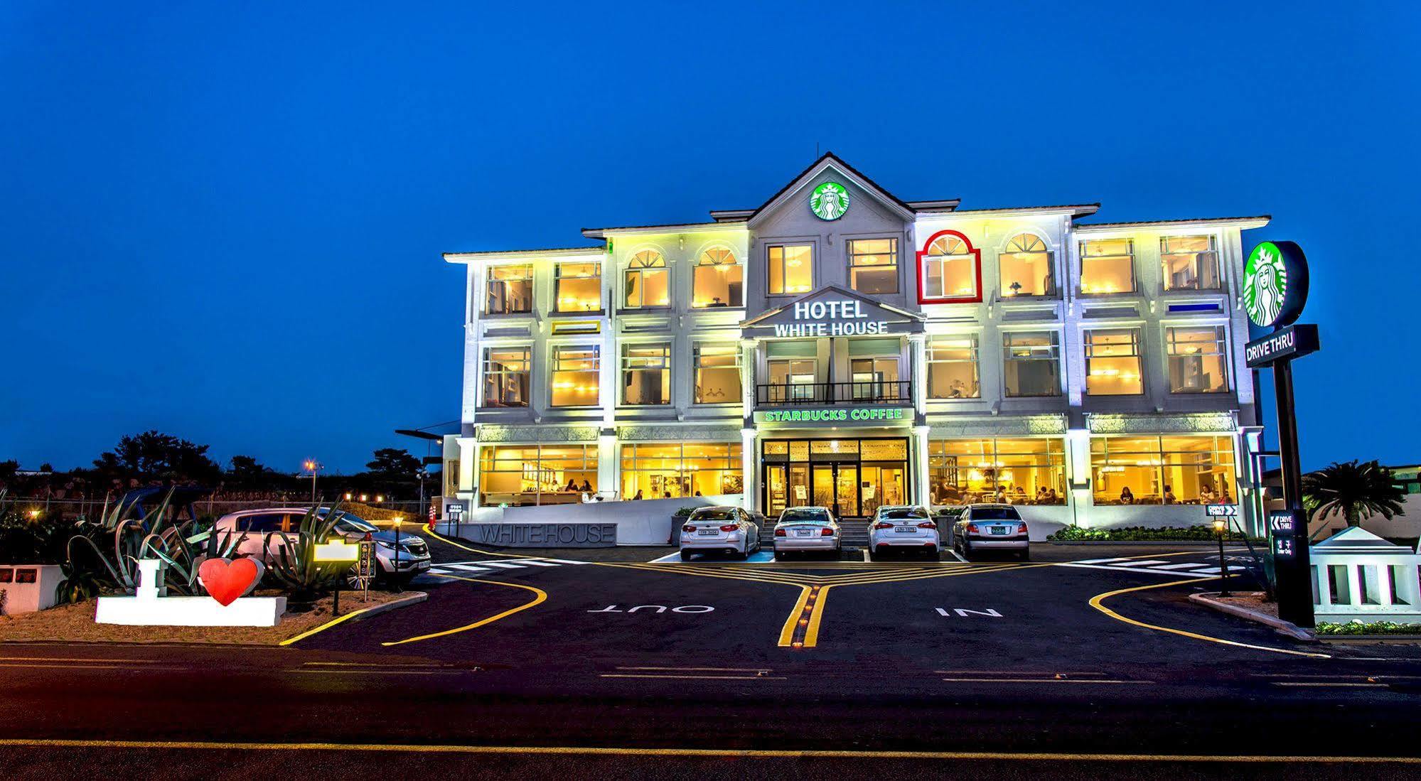 Hotel White House Jeju Bagian luar foto