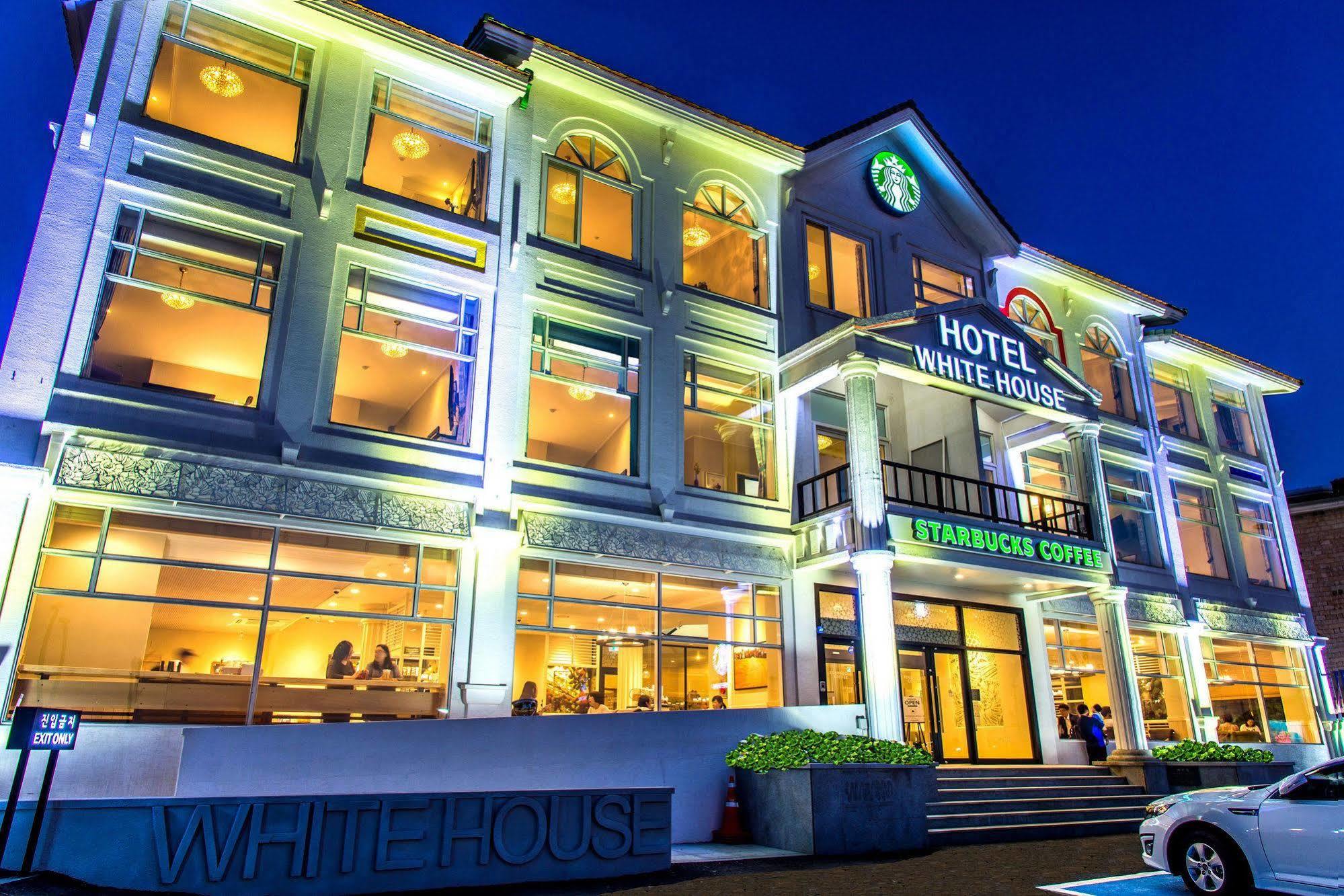 Hotel White House Jeju Bagian luar foto