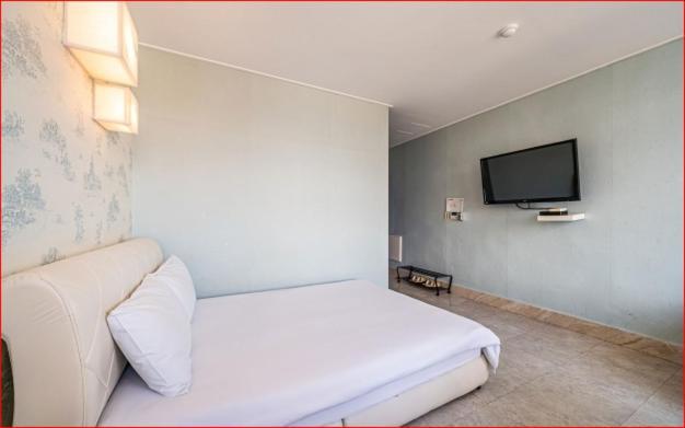 Hotel White House Jeju Bagian luar foto