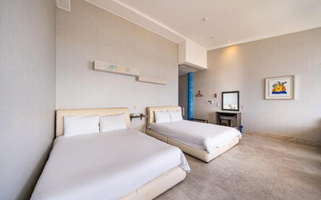 Hotel White House Jeju Bagian luar foto